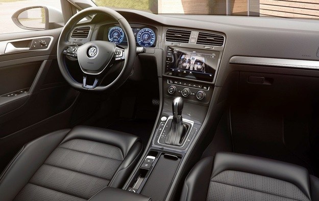 Volkswagen e-Golf /Volkswagen