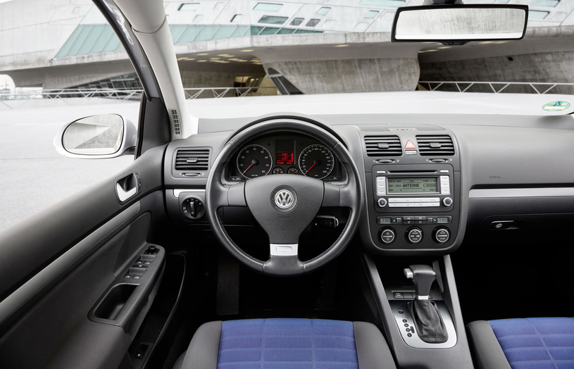 Używane. Volkswagen Golf V Motoryzacja w INTERIA.PL