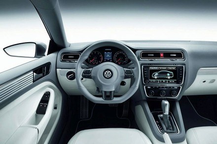 Volkswagen new compact coupe /Informacja prasowa