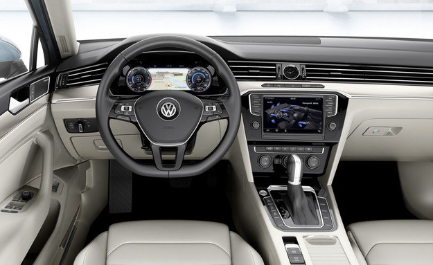 VolkswageN Passat (2015) /Volkswagen