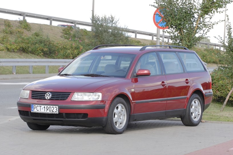 Volkswagen Passat B5 przed liftingiem (1996-2000) /Motor