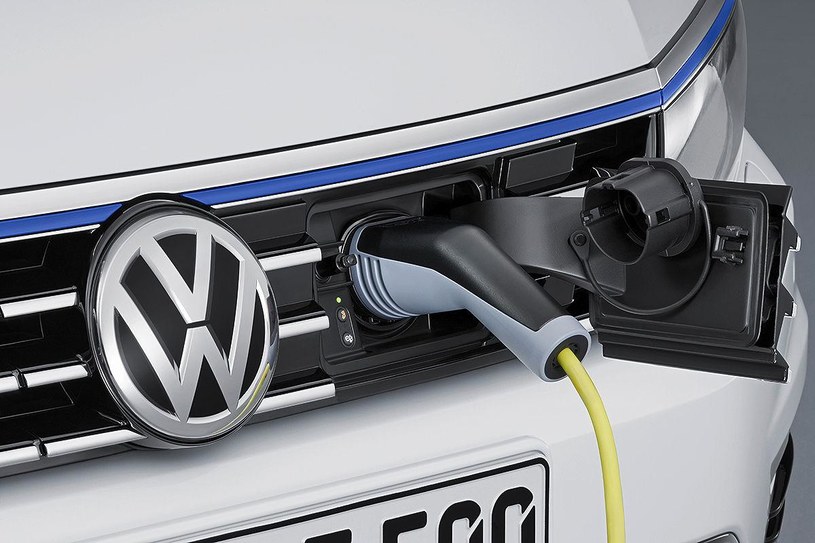Volkswagen Passat GTE /Informacja prasowa