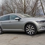 Volkswagen Passat wzywany do serwisu