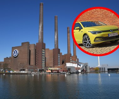 Volkswagen planuje przestoje w najważniejszej fabryce. Co to oznacza dla klientów?