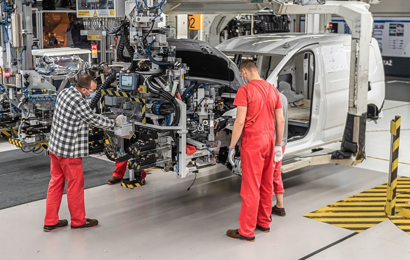 Volkswagen podniesie zarobki Polakom /materiały prasowe