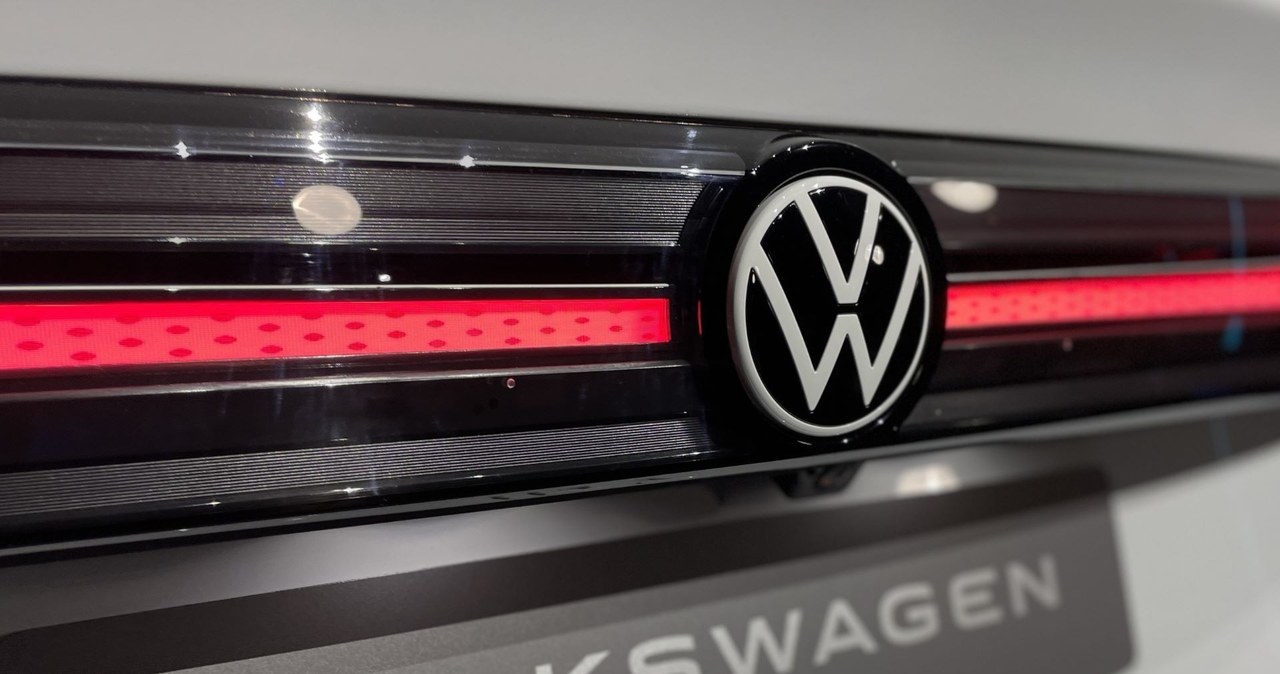 Volkswagen rozważa zamknięcie niektórych zakładów w Niemczech. /INTERIA.PL