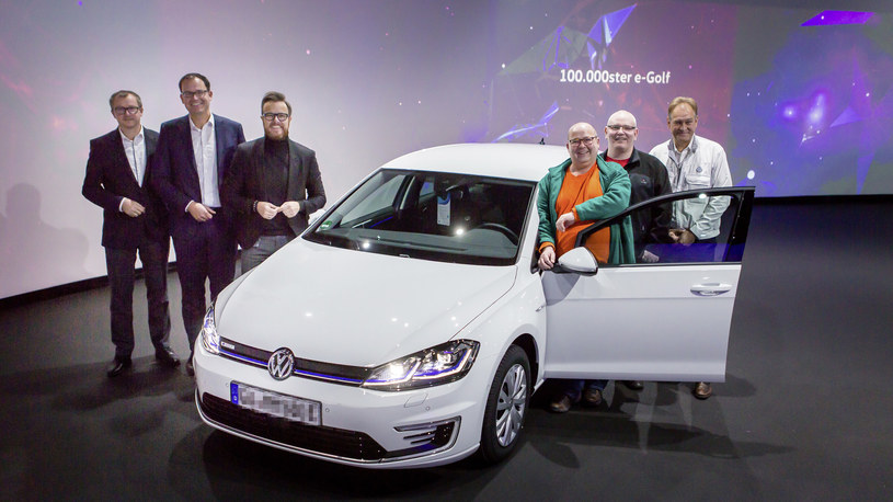 Volkswagen sprzedał już 100 tys. sztuk e-Golfa /Informacja prasowa