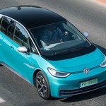 Volkswagen w 2021 roku podwoił dostawy aut z wtyczką