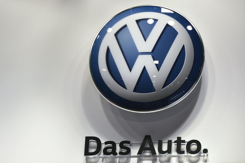 Volkswagen wciąż zmaga się ze skutkami afery /AFP