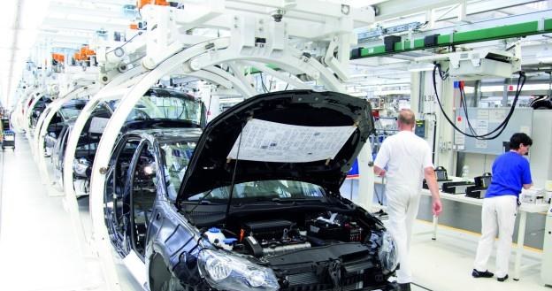 Volkswagen wkrótce zdystansuje Toyotę? /Informacja prasowa