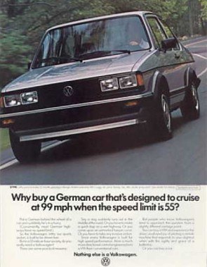 Volkswagen wprowadził Jettę na rynek USA jako rocznik 1984. Model otrzymał 1,8-litrowy silnik benzynowy o mocy 90 KM. /Volkswagen