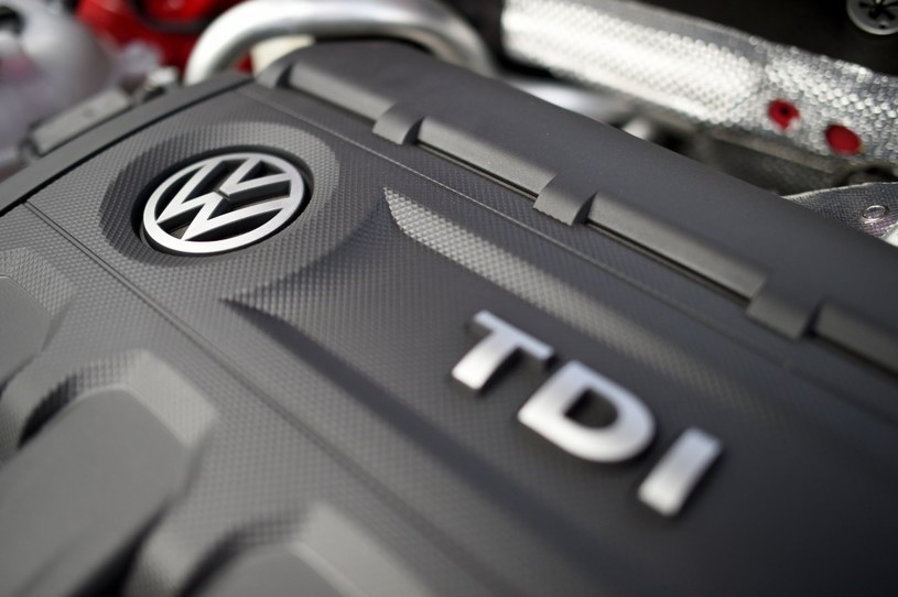 Volkswagenowi ciężko będzie uporać się z kryzysem /AFP