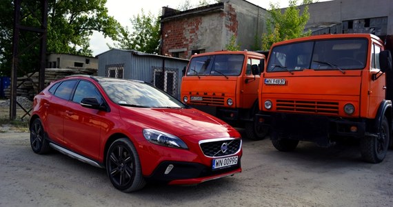 Volvo V40 Zdjęcia Motoryzacja w INTERIA.PL