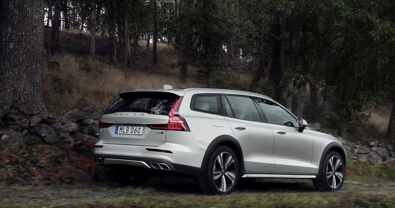 Volvo V60 Cross Country /Volvo