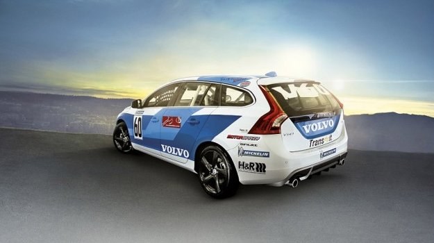 Volvo V60 Racing /Volvo