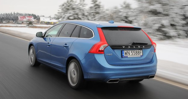 Volvo V60 T5 Drive-E Summum /Motor