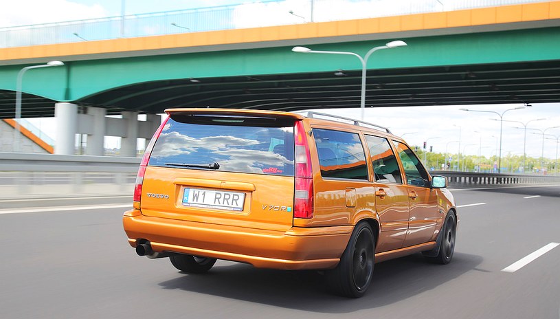 Volvo V70 R /Motor