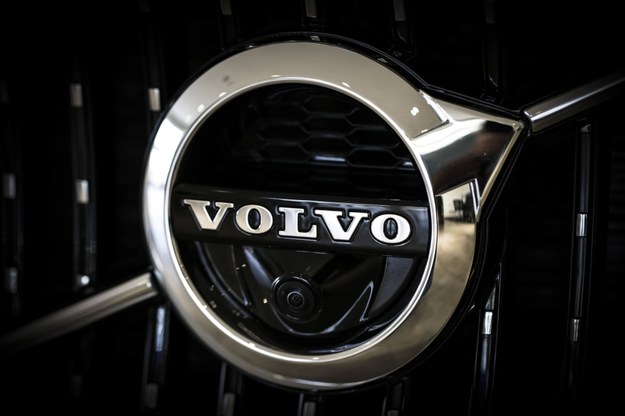 Volvo wzywa do swoich serwisów na całym świecie ok. pół miliona pojazdów /	AA/ABACA /PAP/EPA