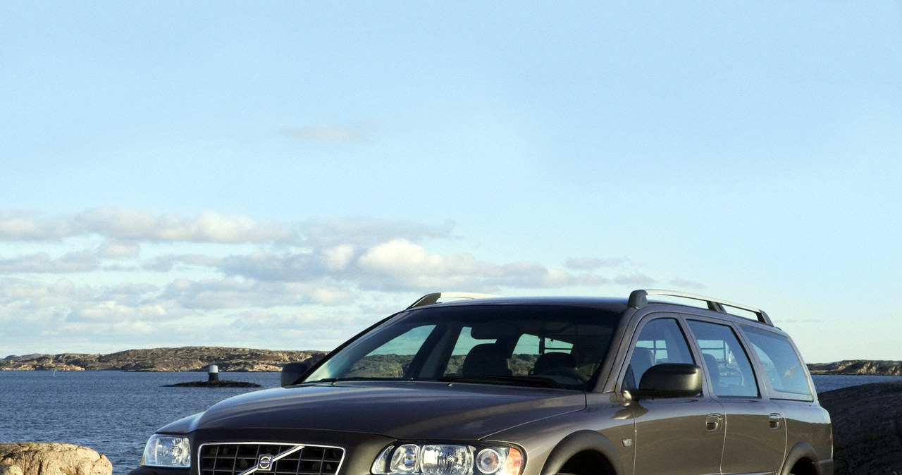 Volvo XC70 II (2000-2007) /Volvo