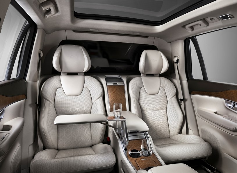 Volvo XC90 Excellence. Prawie jak Range Rover