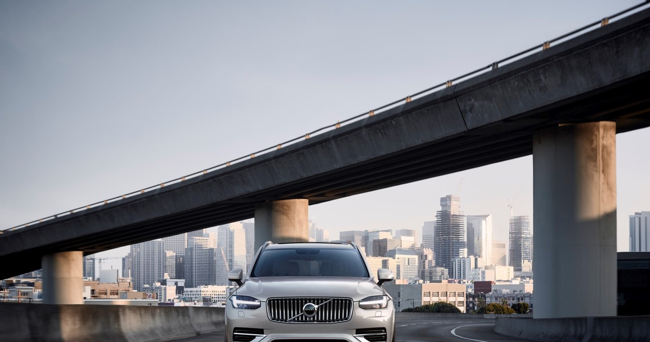 Volvo XC90 to jeden z najbardziej pożądanych samochodów SUV /Volvo / BEEM/Beem /materiały prasowe