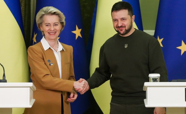 Von der Leyen: UE planuje nowe sankcje na Rosję przed rocznicą inwazji na Ukrainę