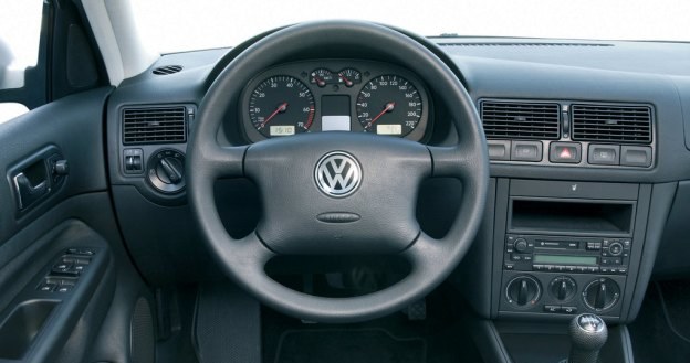 Vw golf IV /Informacja prasowa