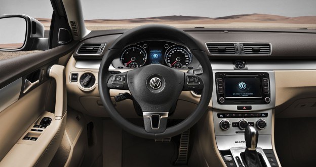 VW passat alltrack /Informacja prasowa