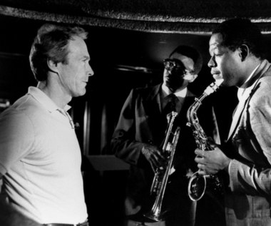 W 1988 roku Whitaker po raz pierwszy otrzymał główną rolę w pełnometrażowym filmie. Była to rola muzyka Charlie Parkera w nagrodzonym Oscarem filmie Clinta Eastwooda "Bird". Ta rola była potwierdzenie tego, z jaką ciekawością postaci i zaangażowaniem aktor pracuje nad każdą z kreacji. Przez kilka tygodni Whitaker był zamknięty na poddaszu, gdzie miał do dyspozycji jedynie łóżko, saksofon i kanapę. Jego rola została doceniona i nagrodzona statuetką dla najlepszego aktora na Festiwalu Filmowym w Cannes i nominacją do Złotego Globu.