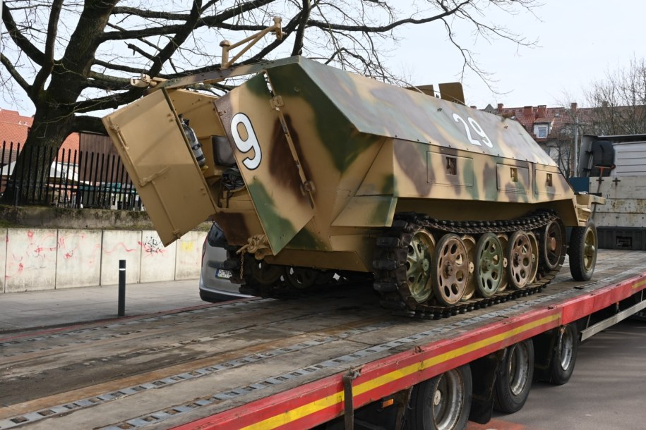 W 1995 r. podczas budowy nowego mostu na Pilicy, natrafiono w rzece na pancerny wrak. /Muzeum Oręża Polskiego w Kołobrzegu /