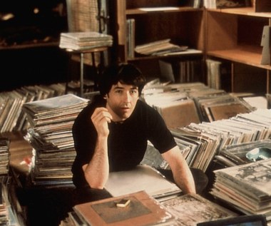 W 2001 roku Cusack został nominowany do Złotego Globu w kategorii najlepszy aktor za rolę w ekranizacji powieści Nicka Hornby'ego "Przeboje i podboje", której był także współproducentem oraz współscenarzystą.
    