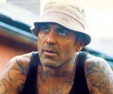 W 2002 roku Clooneya oglądaliśmy w epizodzie w filmie 'Welcome to Colinwood" braci Anthony'ego i Joe Russo. 

"Fakt, że Clooney sam gra w filmie małą rólkę, był bardzo znaczący dla wytwórni Warner Bros. w podjęciu decyzji o finansowaniu projektu”- przyznawał  producent Ben Cosgrove. Dodał też, że gwiazdor zrzekł się standardowego honorarium.

"W zasadzie był on najmniej opłacaną osobą w całej ekipie. Zarabiał mniej niż asystent producenta" - dodał Cosgrove.

 