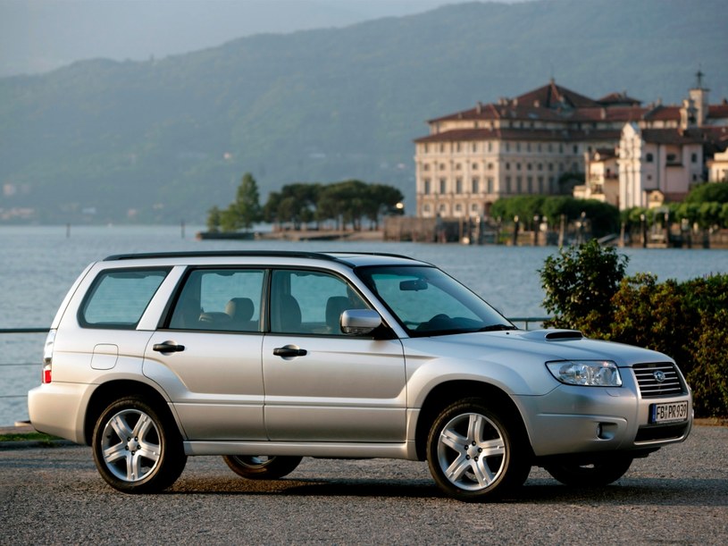 W 2005 roku druga generacja Forestera przeszła niewielki lifting. Ceny od 33 000 zł. /Subaru