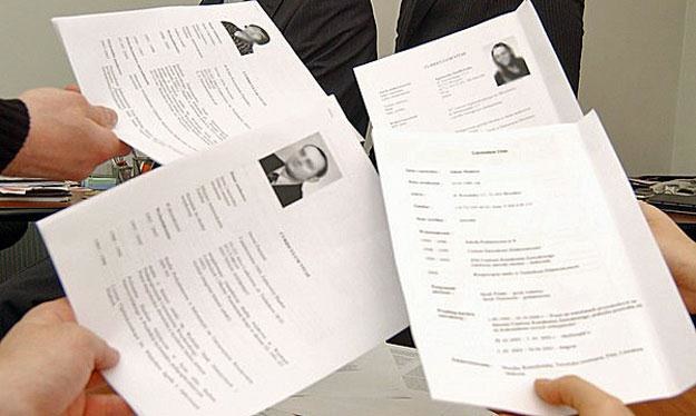 W 2009 roku ludzie w panice wysyłali swoje CV na wszystkie oferty /fot. Wojtek Kamiński /Reporter