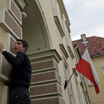 W 2010 r. polska gospodarka ma szanse na wzrost przekraczający 2 proc. /AFP