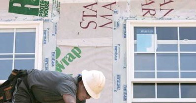 W 2010 roku sektor budowlany urośnie o 4,7 procent /AFP