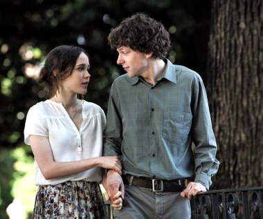 W 2012 roku Page zobaczyliśmy w komedii Woody'ego Allena "Zakochani w Rzymie". Aktorka musi mieć słabość do amerykańskiego reżysera. Specjalnie dla niego - ta zadeklarowana feministka, unikająca jak ognia "seksistowskich", "stereotypowych ról nastolatek" - w "Zakochanych w Rzymie" zamieniła się zalotną kokietkę, która zrobi wszystko, by uwieść bohatera granego przez Jessego Eisenberga.

"Byłam zupełnie zdezorientowana, gdy Woody zaproponował mi taką rolę. Prawdę mówiąc... wystraszyłem się, bo do końca nie wiedziałam, czy i jak się w niej odnajdę" - zdradza Page. "To było prawdziwe wyzwanie. Ekscytujące i stresujące zarazem. Ale gdy coś takiego proponuje ci sam Allen, to mimo strachu wchodzisz w to" - dodaje.