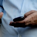 W 2012 roku Polacy wysłali 52,7 mld SMS-ów