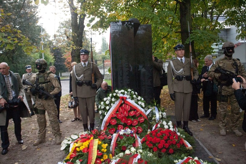 W 2013 r. odsłonięto pomnik Cichociemnych Spadochroniarzy AK /Rafał Kuźma /Agencja FORUM
