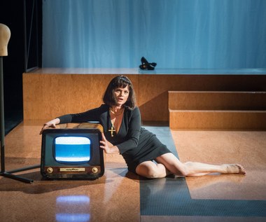 W 2013 roku Katarzyna Figura występowała na deskach Teatru Polonia w monodramie "Kalina", będącym próbą ocalenia od zapomnienia postaci Kaliny Jędrusik.
 
"Kto lepiej od Katarzyny Figury mógłby zagrać Kalinę Jędrusik? Obie seksowne, z ciała uczyniły – a może właściwiej: pozwoliły uczynić – główny atut swojego aktorstwa, co stało się pułapką" - pisała w "Polityce" Aneta Kyzioł. 