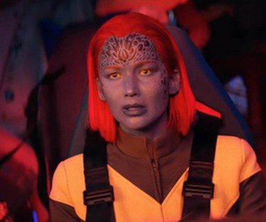 W 2019 roku gwiazda ponownie wcieliła się w Mystique w "X-Men: Mrocznej Phoenix". Film zebrał jednoznaczne negatywne recenzje. Krytycy pisali, że Lawrence w każdej swojej scenie zdaje się patrzeć na zegarek - tak bardzo nie chce jej się grać w tej produkcji.