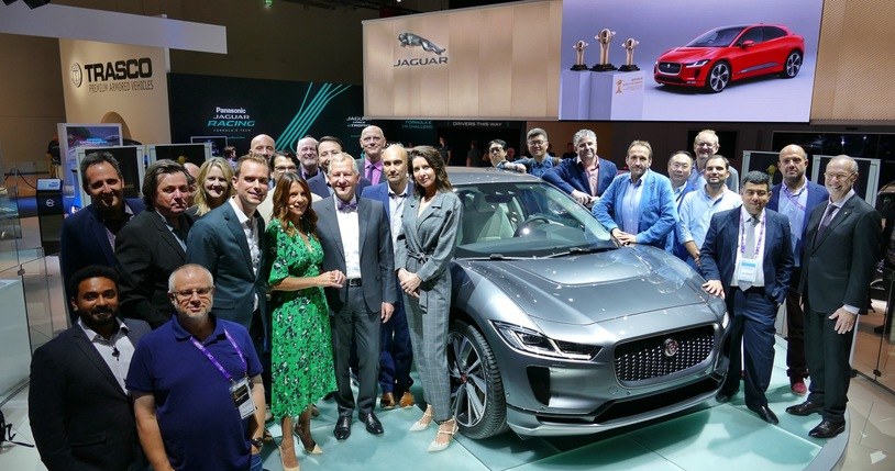 W 2019 roku najlepszym samochodem świata został uznany elektryczny Jaguar I-Pace /Informacja prasowa