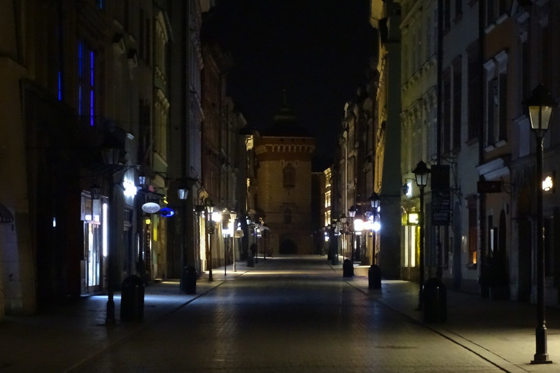 W 2020 r. Kraków na jakiś czas wyłączył latarnie uliczne w ramach oszczędności /Dawid Serafin /INTERIA.PL