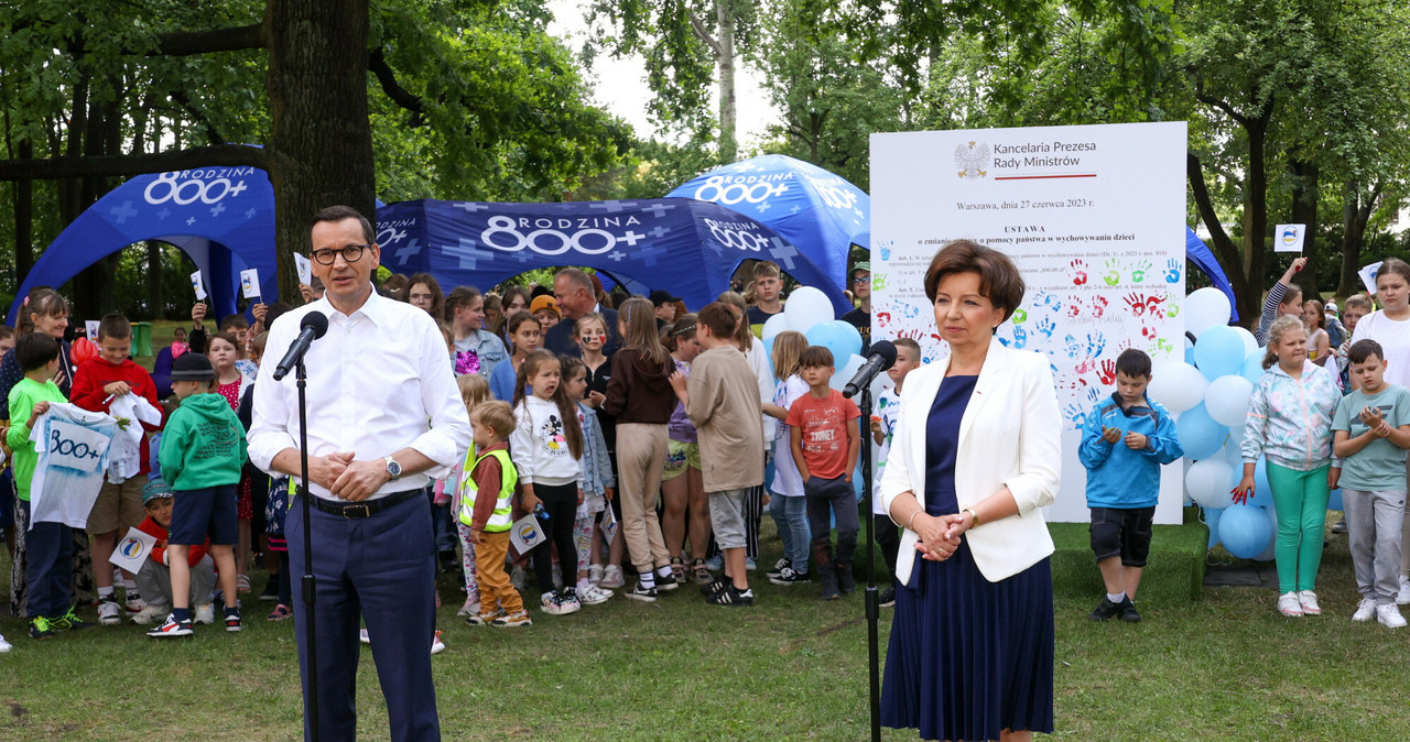 W 2023 roku PiS organizowało pikniki z okazji podniesienia świadczenia 500 plus do 800 zł /Michal Zebrowski/East News /East News