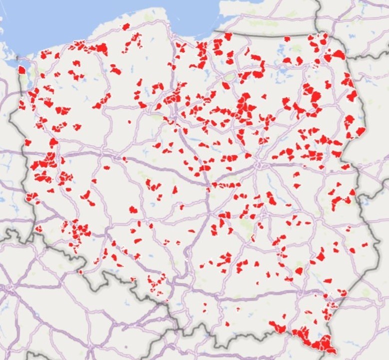 W 2024 r. w całej Polsce było 11300 ogólnodostępnych aptek (każde czerwone pole oznacza obszar bez dostępu do apteki ogólnodostępnej) /Związek Aptek Franczyzowych/Pracodawcy RP /