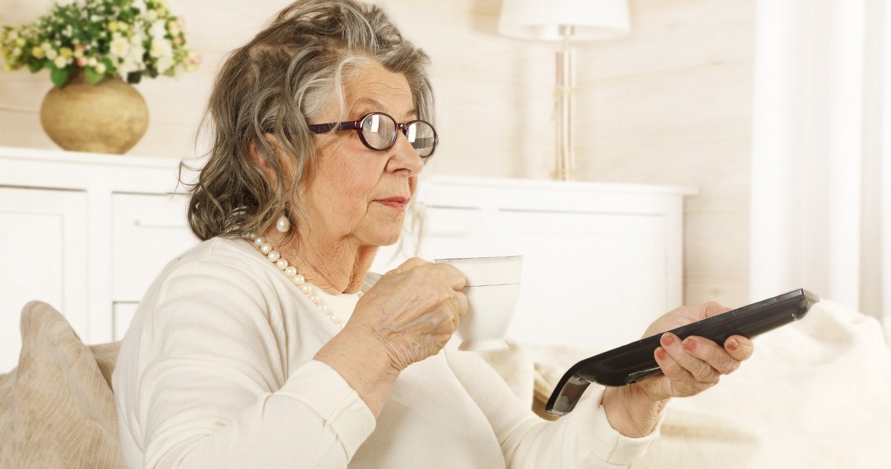 W 2025 roku miesięczny koszt abonamentu RTV wynosi 27,30 zł w przypadku telewizora (lub zestawu TV + radio) oraz 8,70 zł za sam radioodbiornik. /123RF/PICSEL