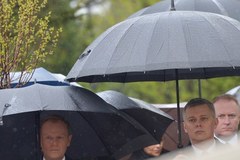 W 4. rocznicę katastrofy smoleńskiej: Oficjalne uroczystości na Powązkach