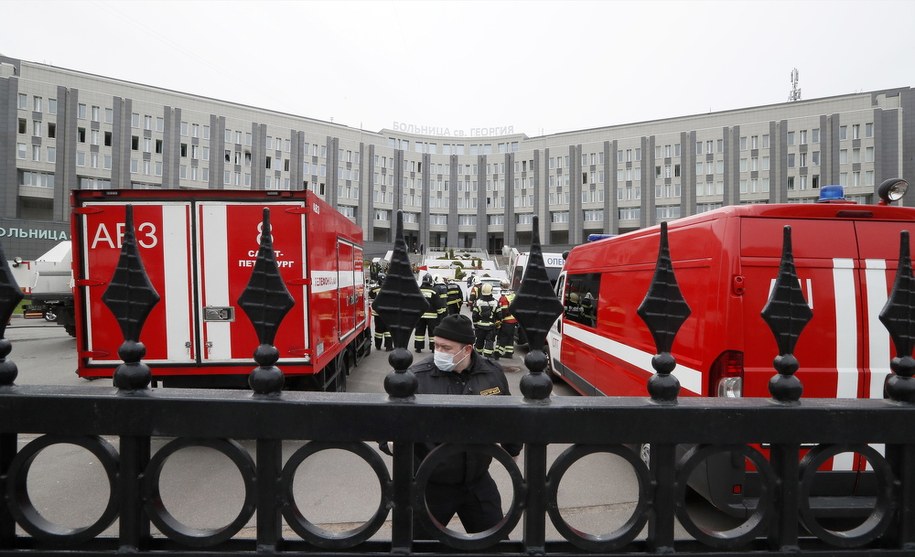 W akcji brało udział ponad 100 strażaków /ANATOLY MALTSEV  /PAP/EPA