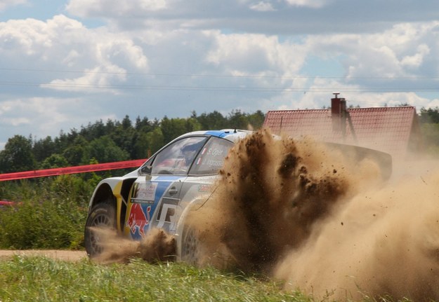 W akcji Francuz Sebastien Ogier (VW Polo WRC) /Marek Wicher    /PAP