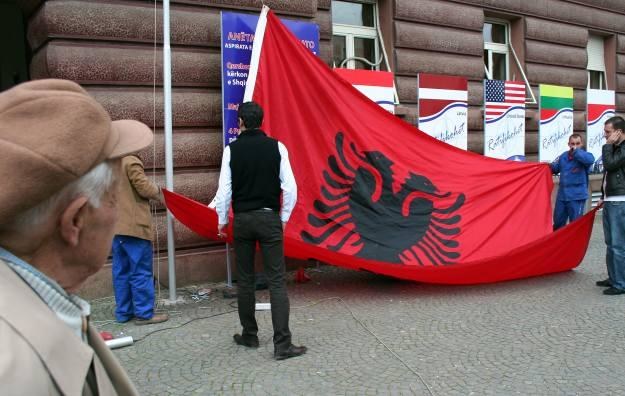 W Albanii zawirusowanych jest 65 proc. komputerów /AFP